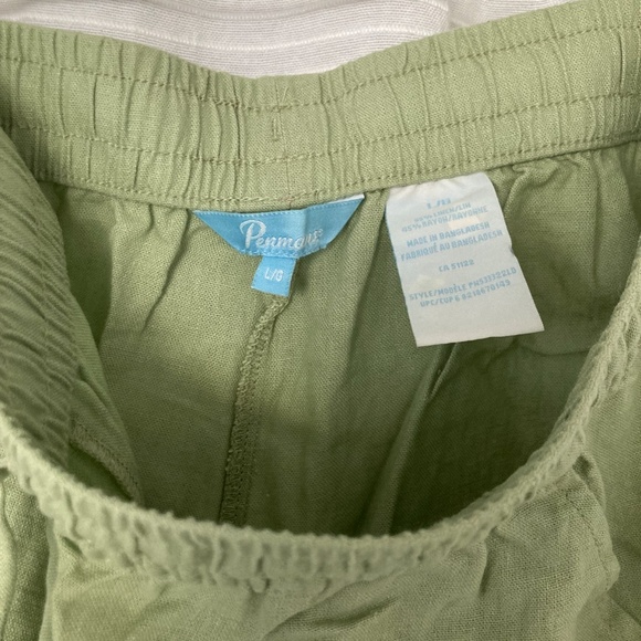 3/$10 SALE Light Green Fabric Drawstring Shorts - Picture 2 of 2